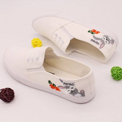 Slip On Shoes For Women 2018  Flats Shoes crystal Women Shoes Spring Hand Painted Women Canvas Shoes  Breathable White shoes